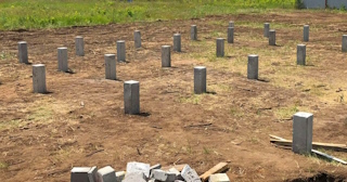 Фундамент на забивных жб сваях под ключ в Белогорске - фундамент из забивных железобетонных свай цена от 3167 руб/м2